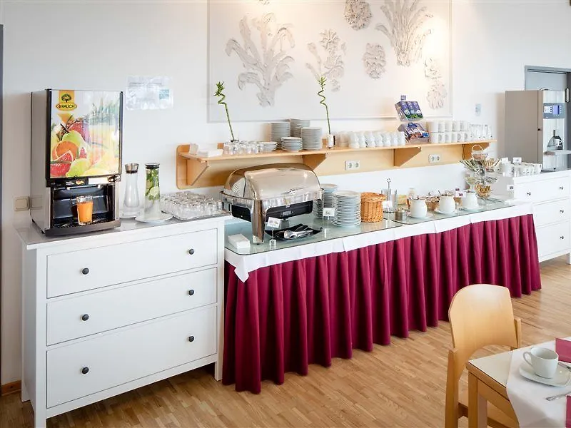 Allyouneed Hotel Salzburgo 3*,